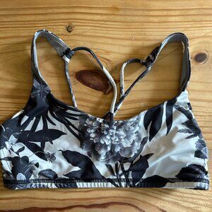 Lululemon Sports Bra - Size 6